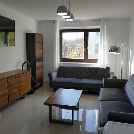 Alster Hamburg - Saniertes Und Mobliertes Apartment Mit Bad Und Kuche ภายนอก รูปภาพ